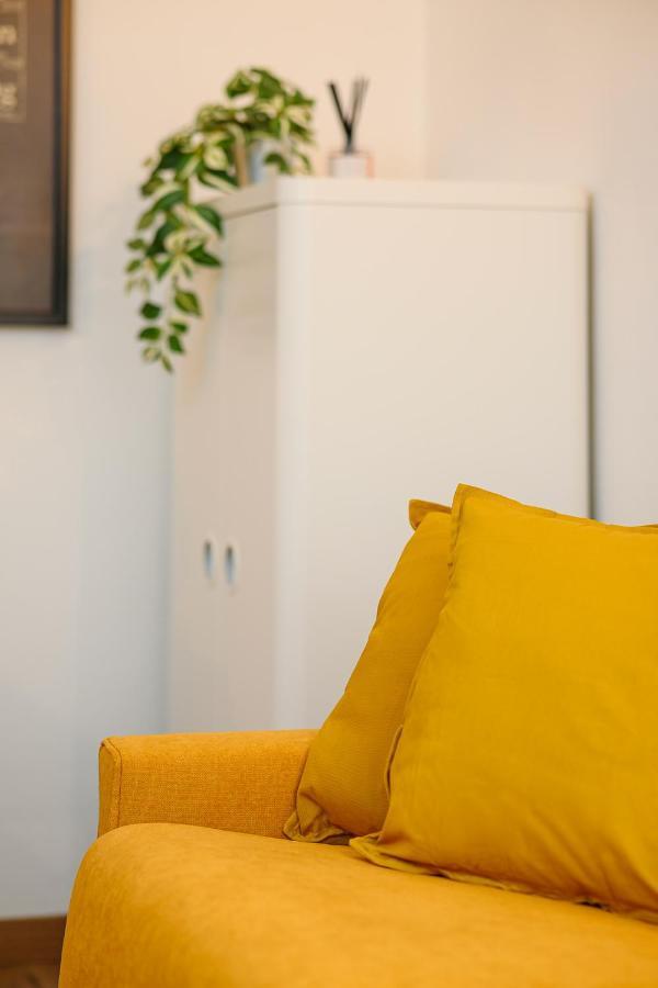 Tito Livio 35 - Monolocale Cool Apartment Milan Bagian luar foto